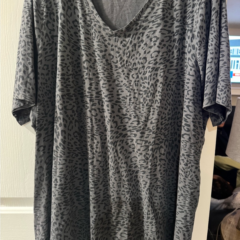 Lane Bryant Gray Animal Print Tee